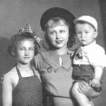 Она пережила блокаду, предательство и нищету, но стала легендой: настоящая судьба Золушки советского кино