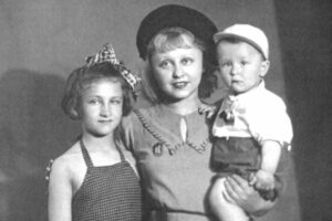 Она пережила блокаду, предательство и нищету, но стала легендой: настоящая судьба Золушки советского кино